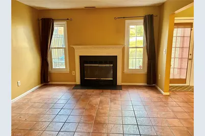 3934 New Garden Park, Greensboro, NC 27410 - Photo 10