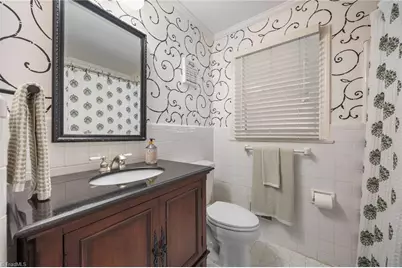 301 Jones Street, Graham, NC 27253 - Photo 28