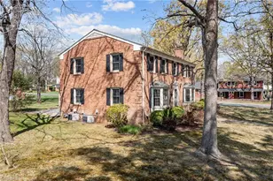 301 Jones St, Graham, NC 27253 - Photo 4