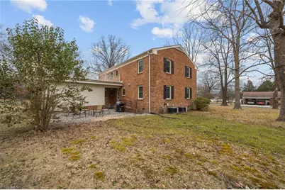 301 Jones Street, Graham, NC 27253 - Photo 8