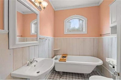 443 W Lexington Avenue, High Point, NC 27262 - Photo 24