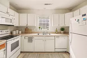 165 Cameron Way Cir, Winston-Salem, NC 27103 - Photo 12