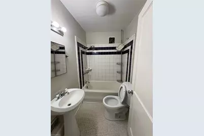 428 Lockland Avenue, Winston-Salem, NC 27105 - Photo 6