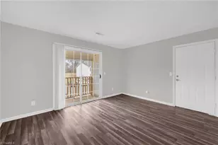 511 Mystic Dr, Greensboro, NC 27406 - Photo 10