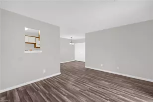 511 Mystic Dr, Greensboro, NC 27406 - Photo 8