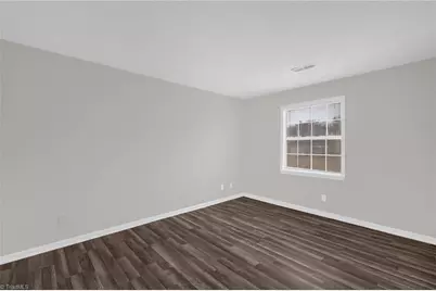 511 Mystic Drive #E, Greensboro, NC 27406 - Photo 20