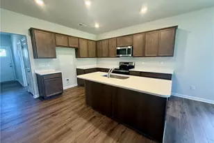 197 Candytuft Ct, Lexington, NC 27295 - Photo 2
