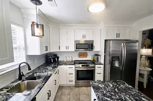 3650 Sunset Hollow Dr, High Point, NC 27265 - Photo 4