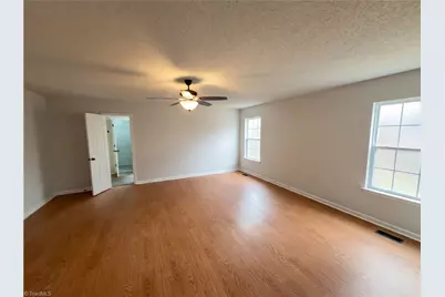 332 Cutty Sark Road, Winston-Salem, NC 27103 - Photo 4