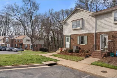 2946 Saint Marks Road #I, Winston-Salem, NC 27103 - Photo 2