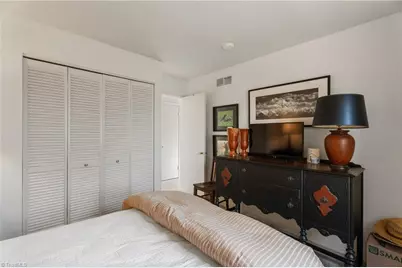 2946 Saint Marks Road #I, Winston-Salem, NC 27103 - Photo 16