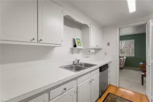 2946 Saint Marks Rd, Winston-Salem, NC 27103 - Photo 8