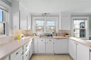 1256 Irving St, Winston-Salem, NC 27103 - Photo 8