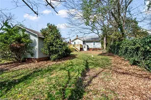 2250 Rosewood Ave, Winston-Salem, NC 27103 - Photo 46