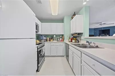 6121 Hedgecock Circle #Unit 2C, High Point, NC 27265 - Photo 10