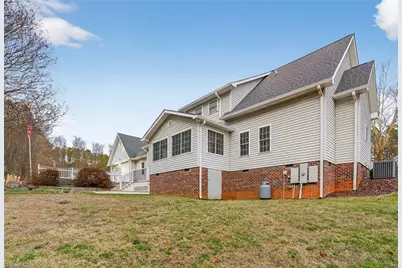 2194 Pine Creek Ridge, Asheboro, NC 27205 - Photo 6