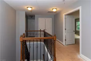 5409 Torwood Dr, Greensboro, NC 27409 - Photo 16