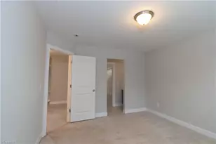 5409 Torwood Dr, Greensboro, NC 27409 - Photo 34