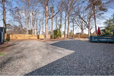 4902 Forest Oaks Drive, Greensboro, NC 27406 - Photo 36