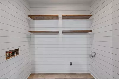 4902 Forest Oaks Drive, Greensboro, NC 27406 - Photo 14