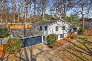 4902 Forest Oaks Dr, Greensboro, NC 27406 - Photo 40