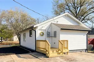 2814 Triangle Lake Rd, High Point, NC 27260 - Photo 4