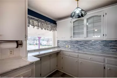 520 Gales Avenue, Winston-Salem, NC 27103 - Photo 12