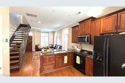 624 N Elm Street #A, Greensboro, NC 27401 - Photo 6