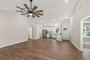 144 Hewes St, Winston-Salem, NC 27103 - Photo 8