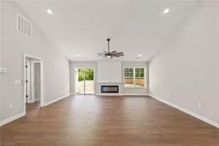 144 Hewes St, Winston-Salem, NC 27103 - Photo 10
