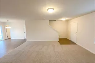 211 Sumter Ct, Burlington, NC 27217 - Photo 6