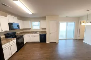 211 Sumter Ct, Burlington, NC 27217 - Photo 2