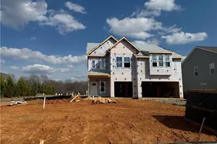 2129 Beechwood Vw Dr, Winston-Salem, NC 27106 - Photo 2