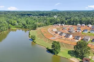 2129 Beechwood Vw Dr, Winston-Salem, NC 27106 - Photo 6