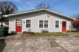 509 Trollinger St, Burlington, NC 27215 - Photo 1