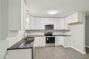 728 Ben Ct, Burlington, NC 27253 - Photo 6