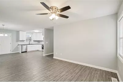 728 Ben Court, Burlington, NC 27253 - Photo 10