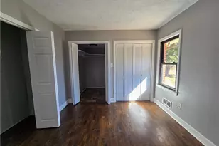 912 Friendly Rd, Eden, NC 27288 - Photo 8