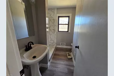 912 Friendly Road, Eden, NC 27288 - Photo 12