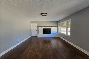 912 Friendly Rd, Eden, NC 27288 - Photo 4