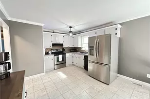 240 Oakcrest Dr, Madison, NC 27025 - Photo 10