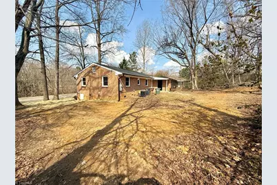 2010 Sharonbrook Drive, Greensboro, NC 27405 - Photo 24