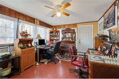 1729 S Scales Street, Reidsville, NC 27320 - Photo 14