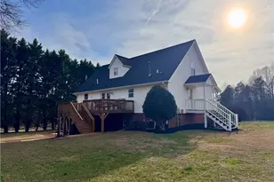 4003 Daisy Dr, Hamptonville, NC 27020 - Photo 4