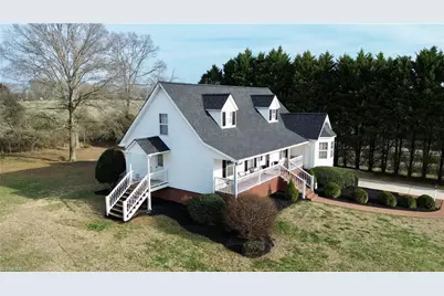 4003 Daisy Drive, Hamptonville, NC 27020 - Photo 2