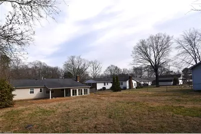 5107 Bayberry Lane, Greensboro, NC 27455 - Photo 32