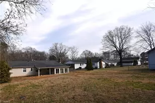 5107 Bayberry Ln, Greensboro, NC 27455 - Photo 32