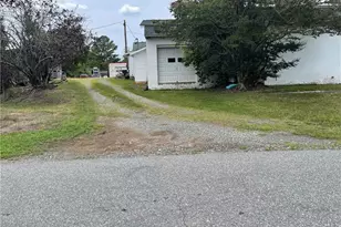 11 Bell Ave, Denton, NC 27239 - Photo 26