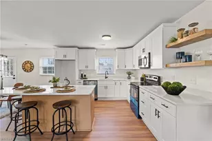 1406 Chatham Dr, High Point, NC 27265 - Photo 10