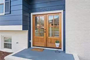 1406 Chatham Dr, High Point, NC 27265 - Photo 2